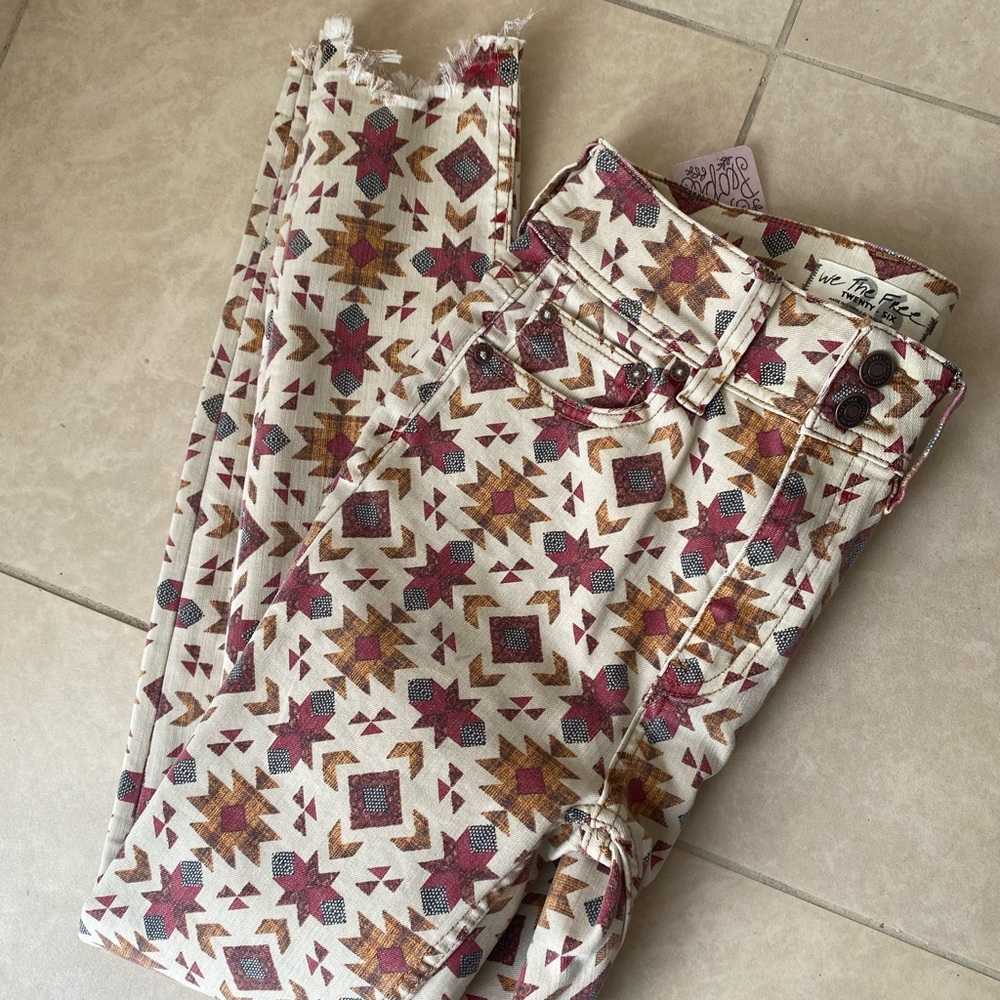 NWT Free people cropped skinny jeans Aztec print size 26
